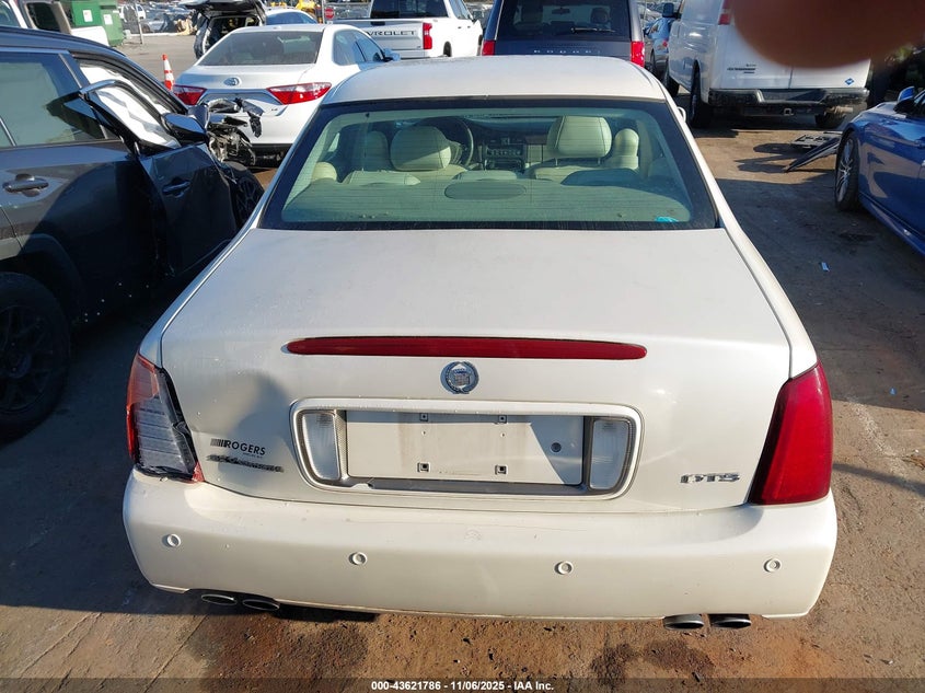 2000 Cadillac Deville Dts VIN: 1G6KF5491YU330931 Lot: 43621786
