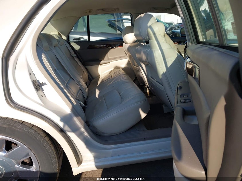 2000 Cadillac Deville Dts VIN: 1G6KF5491YU330931 Lot: 43621786