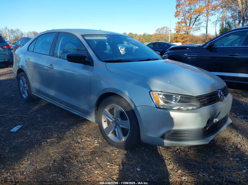 VOLKSWAGEN JETTA 2.0L S