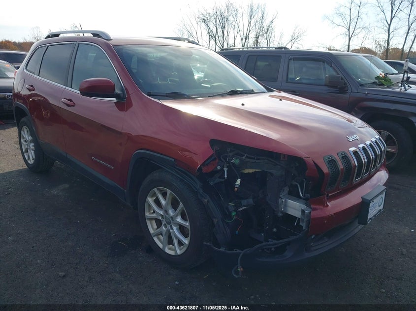 2015 Jeep Cherokee Latitude VIN: 1C4PJLCB0FW670728 Lot: 43621807