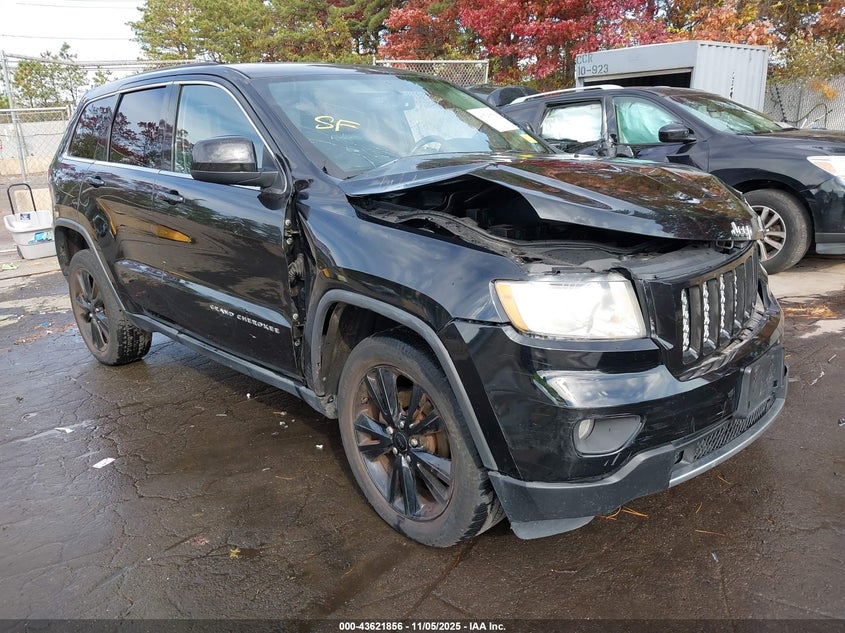 JEEP GRAND CHEROKEE LAREDO