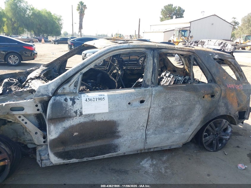 2012 Mercedes-Benz Ml 350 4Matic VIN: 4JGDA5HB0CA023743 Lot: 43621905