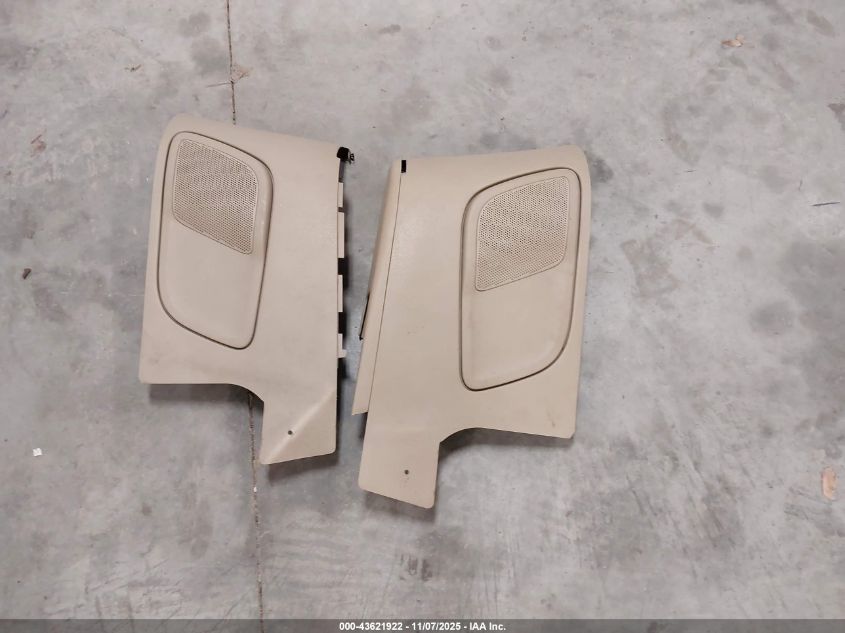 2005 Ford Mustang VIN: 1ZVFT84N155182143 Lot: 43621922