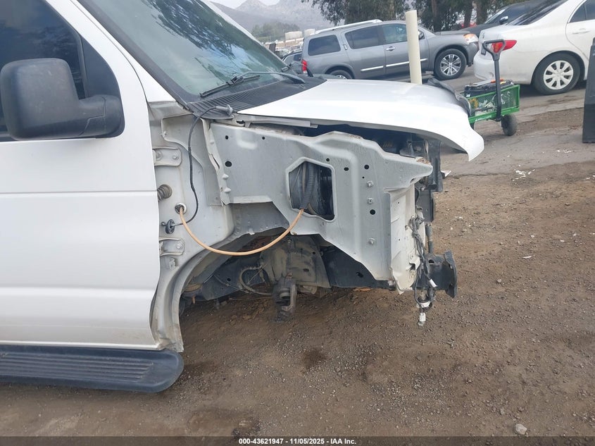 2009 Ford E-350 Super Duty Xl/Xlt VIN: 1FBNE31L89DA54125 Lot: 43621947