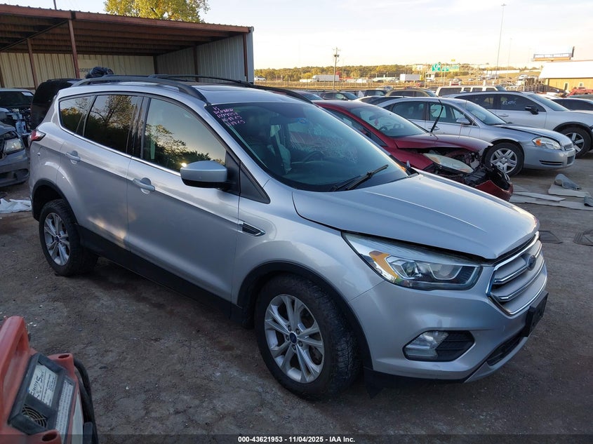 FORD ESCAPE SE
