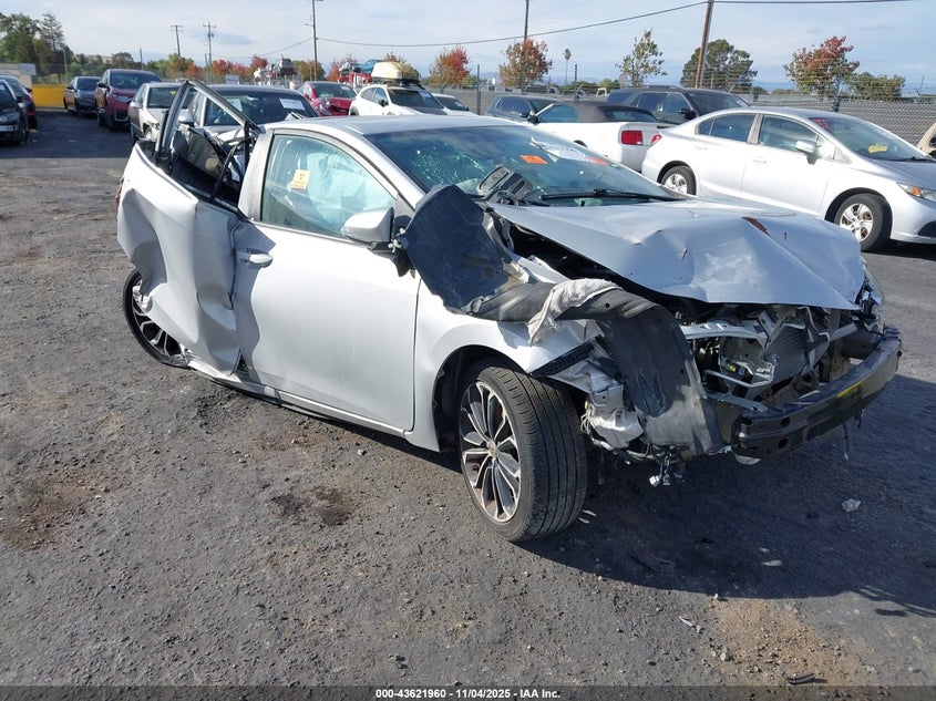 TOYOTA COROLLA S PREMIUM