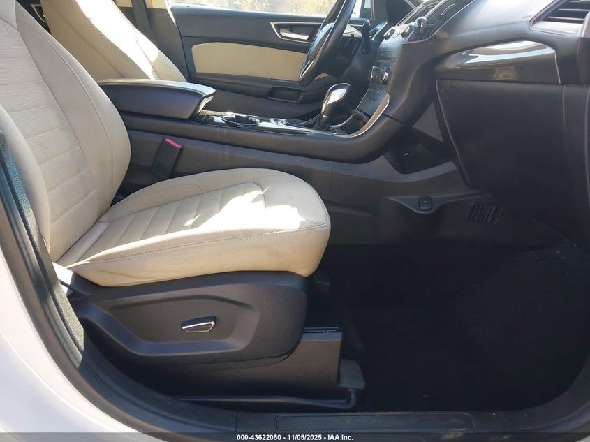 2017 FORD EDGE auction photo 5