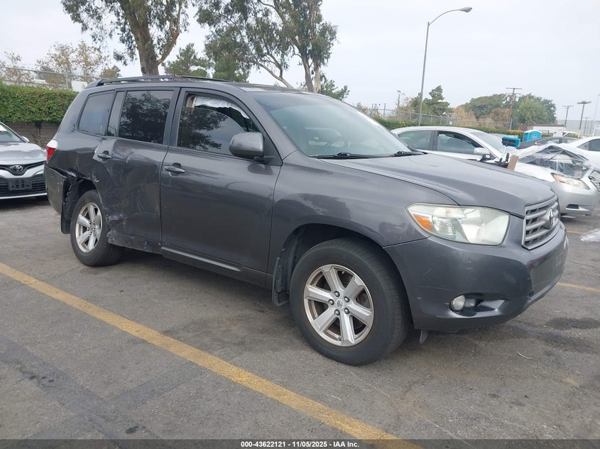 TOYOTA HIGHLANDER SE V6