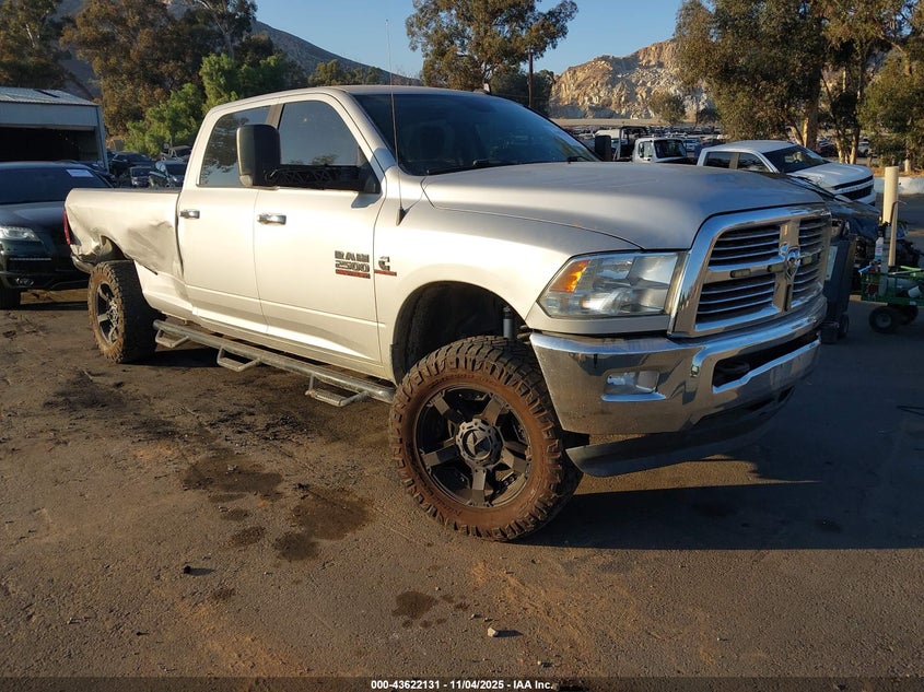 RAM 2500 BIG HORN 4X4 8 BOX