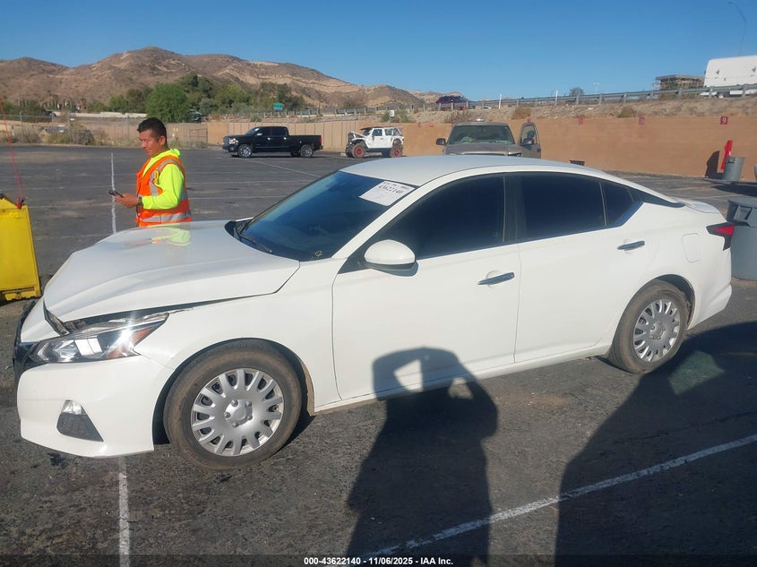 2021 NISSAN ALTIMA S FWD — Photo 14