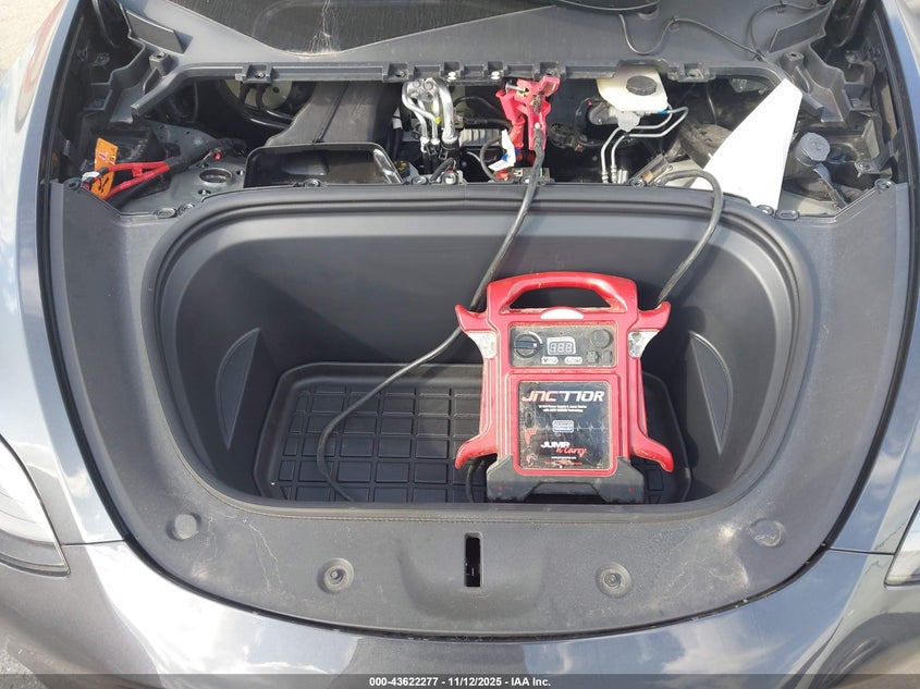 2024 Tesla Model Y Long Range Dual Motor All-Wheel Drive VIN: 7SAYGDEEXRA228418 Lot: 43622277