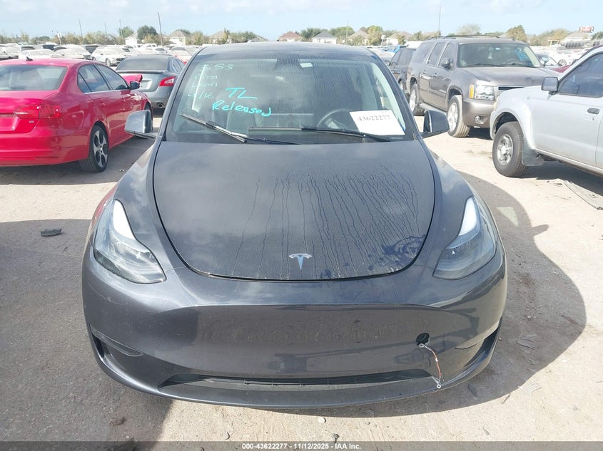 2024 Tesla Model Y Long Range Dual Motor All-Wheel Drive VIN: 7SAYGDEEXRA228418 Lot: 43622277