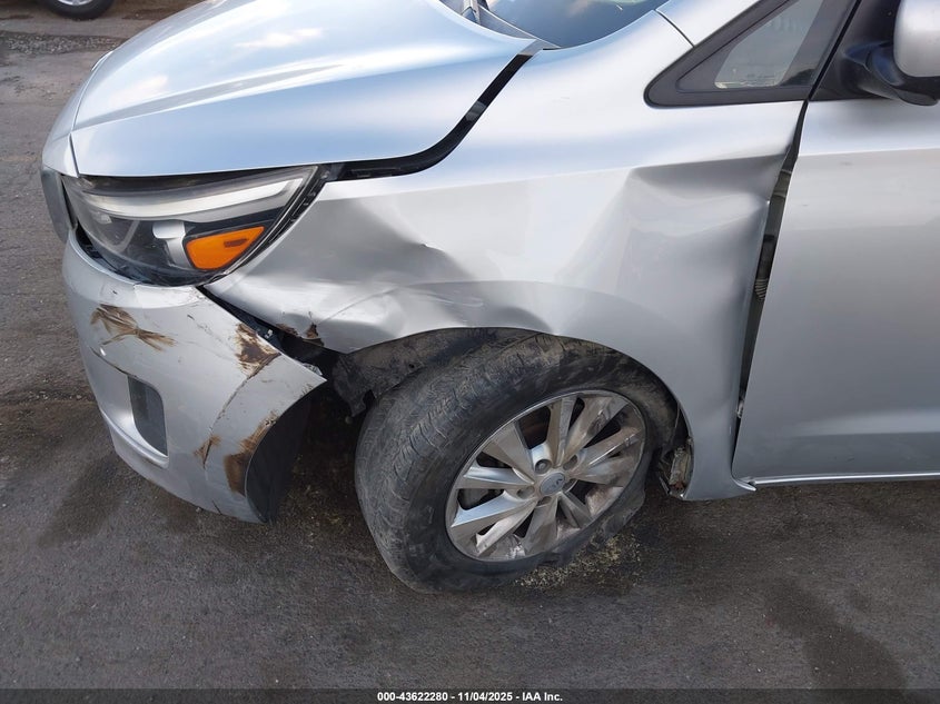 2017 Kia Sedona Lx VIN: KNDMB5C13H6312643 Lot: 43622280