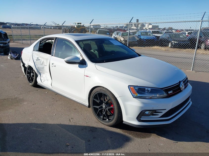 VOLKSWAGEN JETTA 2.0T GLI SE