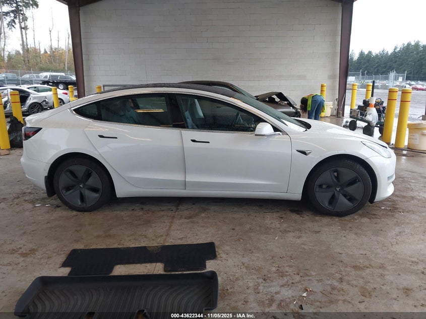2020 Tesla Model 3 Long Range Dual Motor All-Wheel Drive VIN: 5YJ3E1EB4LF665293 Lot: 43622344