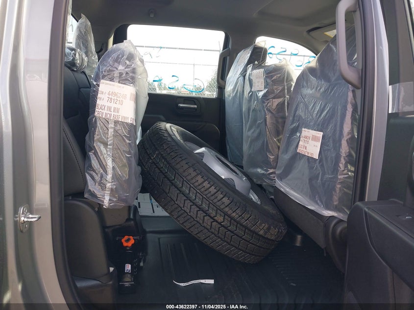 1GB4ARE79SF369520 2025 CHEVROLET SILVERADO photo no. 7