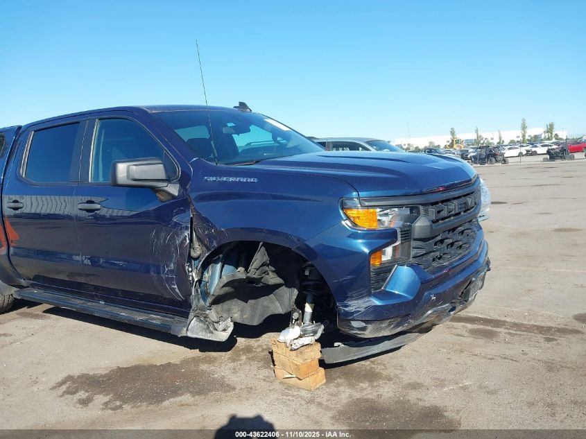 2022 Chevrolet Silverado 1500 4Wd Short Bed Custom VIN: 3GCPDBEK3NG633345 Lot: 43622406