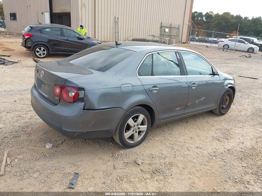 3VWRM71K48M046120 2008 VOLKSWAGEN JETTA photo no. 4