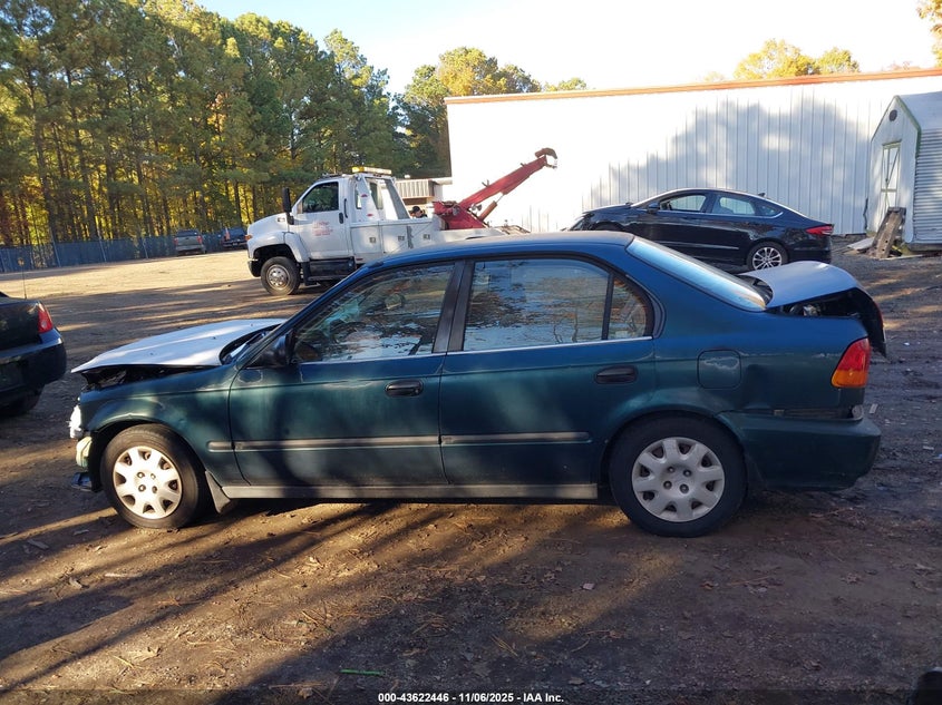 1998 Honda Civic Dx VIN: 2HGEJ6625WH539668 Lot: 43622446