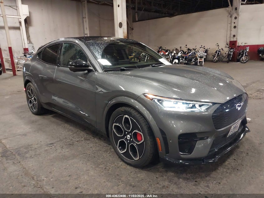 FORD MUSTANG MACH-E GT