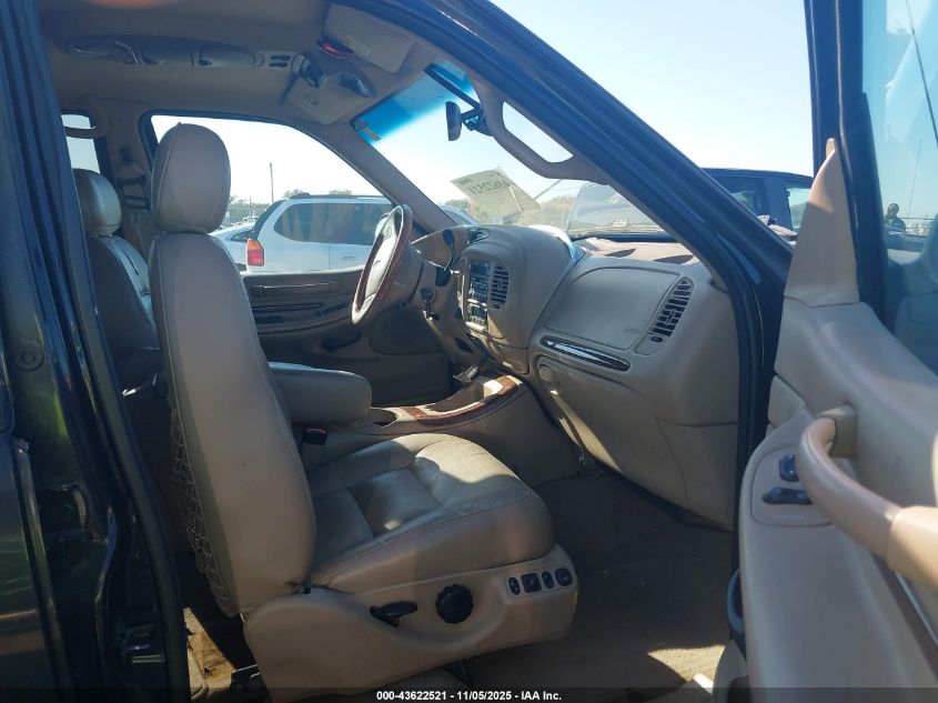 5LMPU28AXXLJ22961 1999 LINCOLN NAVIGATOR photo no. 5