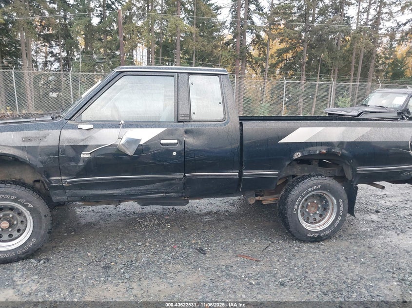 1985 Nissan 720 King Cab VIN: JN6ND06YXFW016037 Lot: 43622531