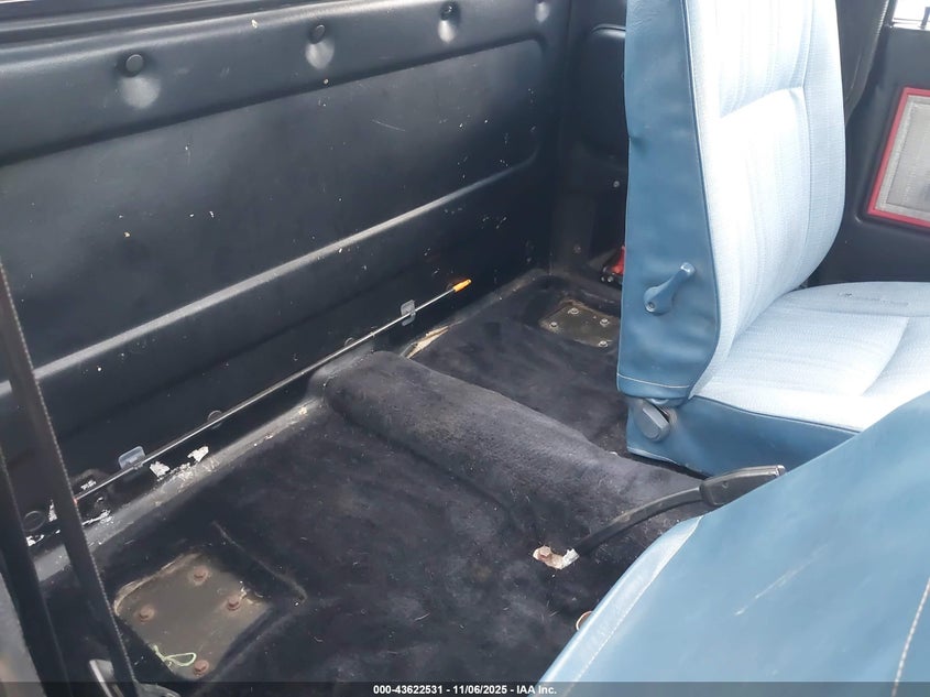 1985 Nissan 720 King Cab VIN: JN6ND06YXFW016037 Lot: 43622531