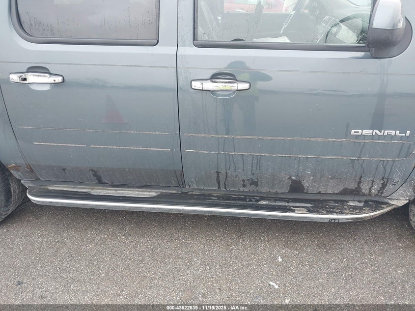 2007 GMC Yukon Xl 1500 Denali VIN: 1GKFK66857J190536 Lot: 43622639