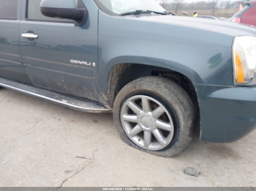 2007 GMC Yukon Xl 1500 Denali VIN: 1GKFK66857J190536 Lot: 43622639