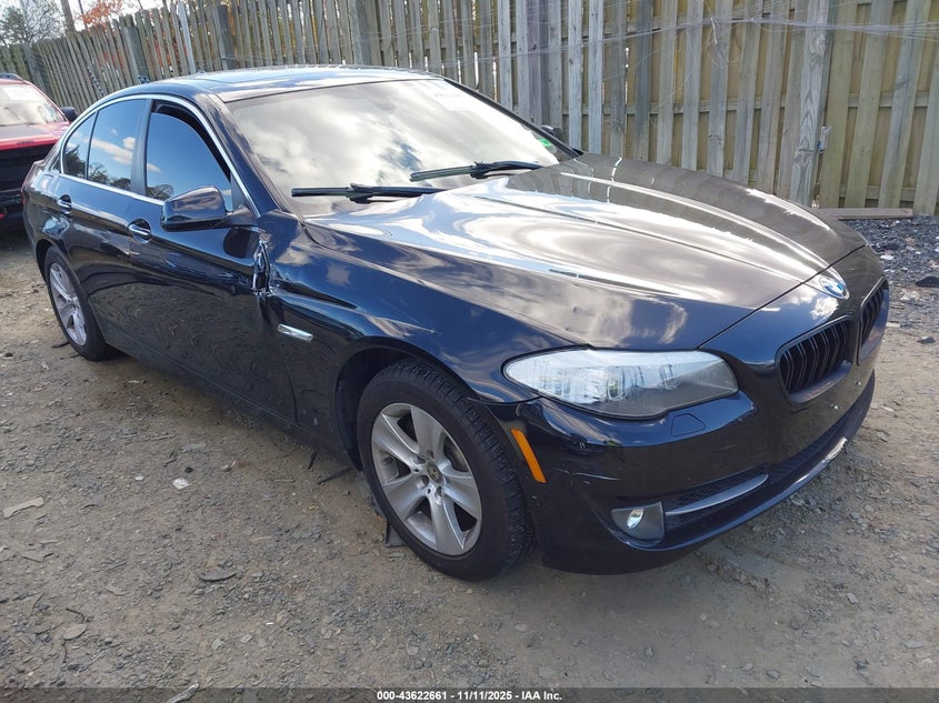 2013 BMW 528I XDRIVE - WBAXH5C53DD110256