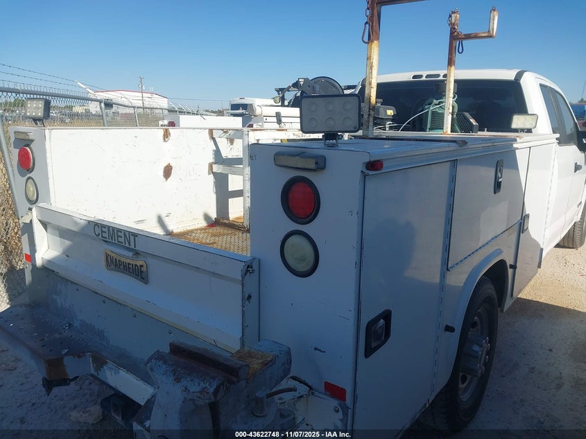 2017 Ford F-350 Chassis Xl VIN: 1FD7X3ET5HEE07739 Lot: 43622748