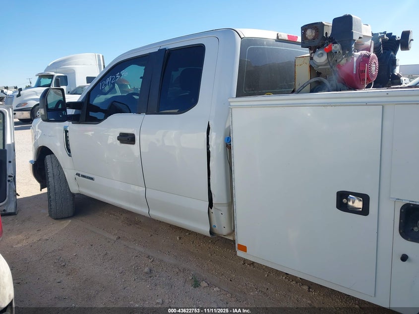 2018 Ford F-350 Chassis Xl VIN: 1FD7X3ET4JEB85474 Lot: 43622753