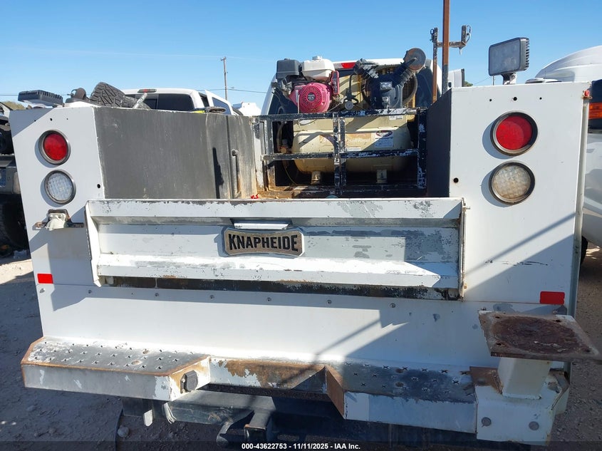 2018 Ford F-350 Chassis Xl VIN: 1FD7X3ET4JEB85474 Lot: 43622753