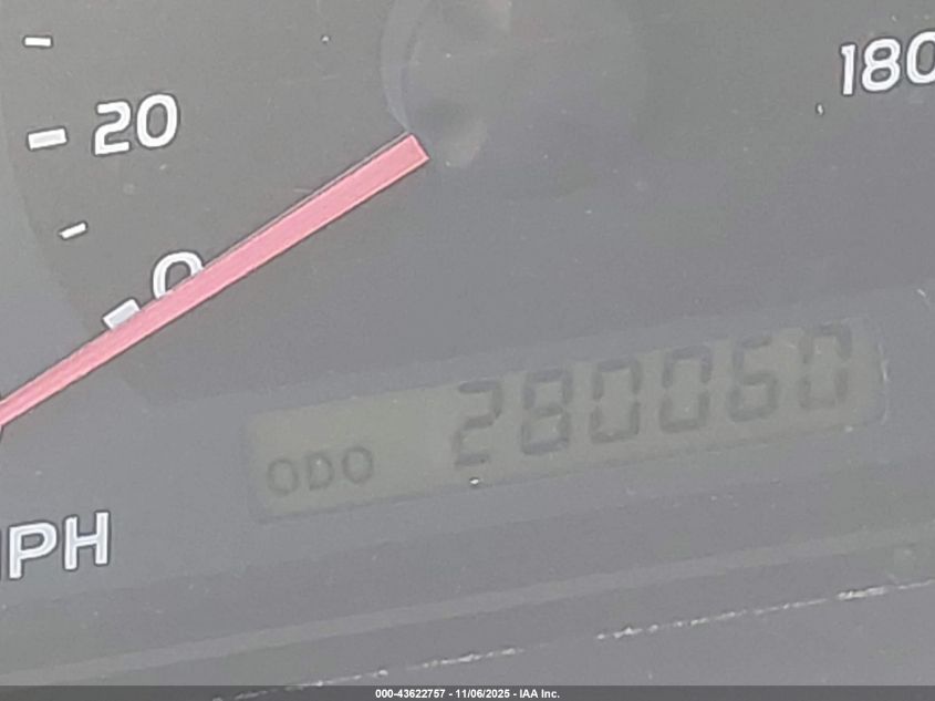 2006 Toyota Tundra Limited V8 VIN: 5TBDT48156S532131 Lot: 43622757