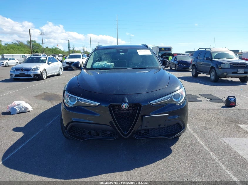 2021 ALFA ROMEO STELVIO TI AWD ZASPAKBNXM7D18180