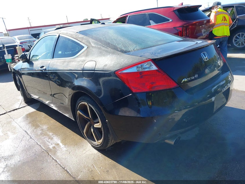1HGCS22809A011885 2009 HONDA ACCORD photo no. 3