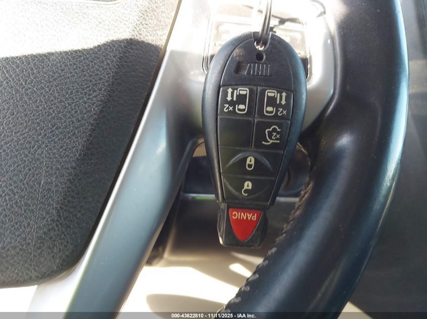 2013 Chrysler Town & Country Touring VIN: 2C4RC1BG4DR615662 Lot: 43622810