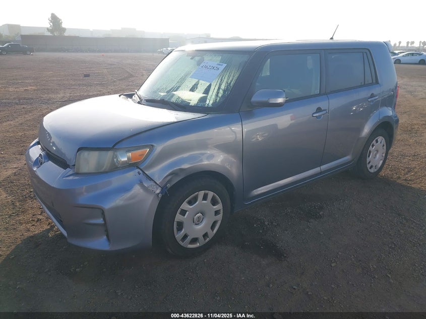 JTLZE4FE3CJ004646 2012 SCION XB photo no. 2