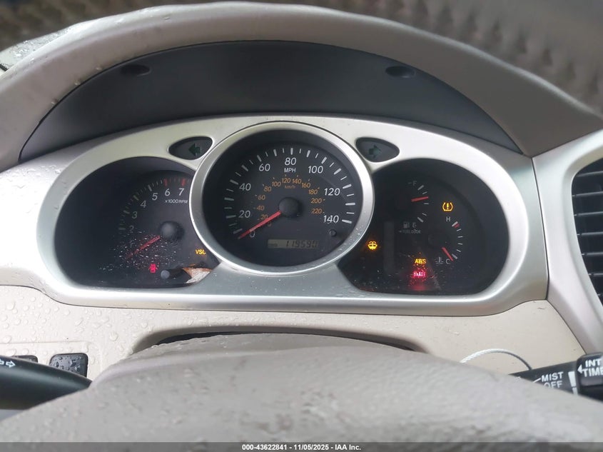 JTEDP21A540003591 2004 TOYOTA HIGHLANDER photo no. 7