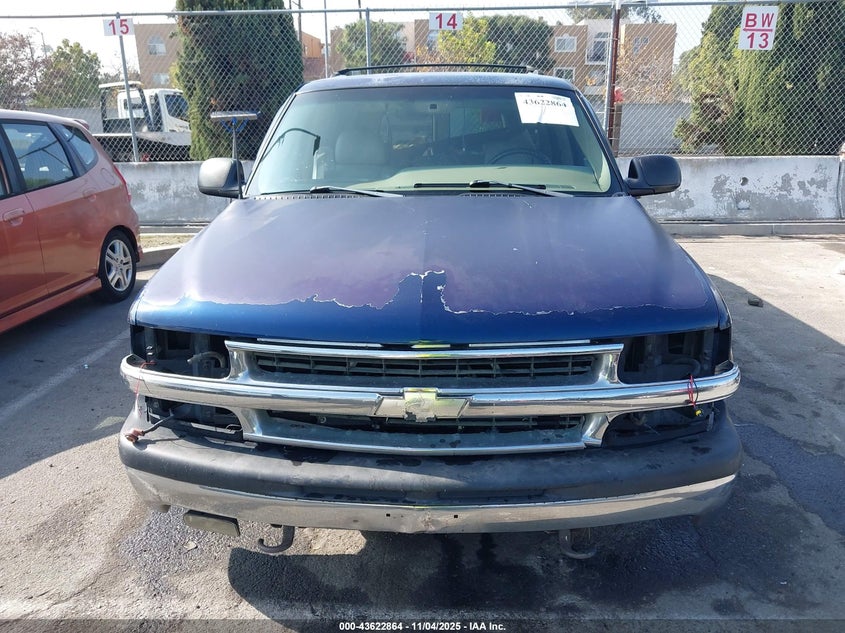 2001 Chevrolet Suburban 1500 Ls VIN: 3GNEC16T61G233339 Lot: 43622864