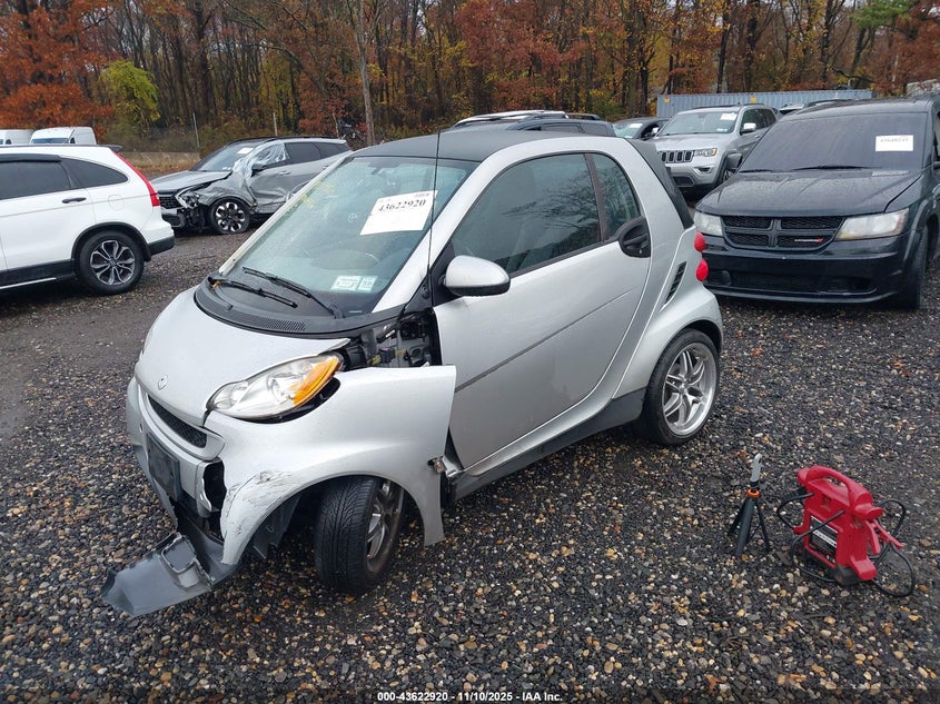 WMEEJ31X49K317461 2009 SMART FORTWO photo no. 2