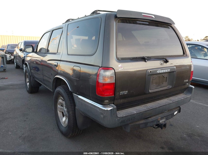 JT3GN86RXW0088119 1998 TOYOTA 4RUNNER photo no. 3