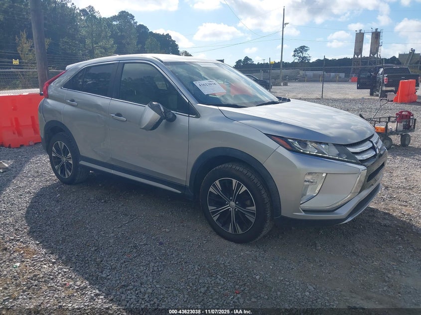 MITSUBISHI ECLIPSE CROSS SE