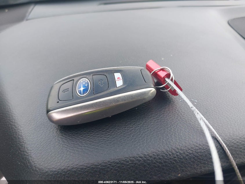 2017 SUBARU OUTBACK 2.5I LIMITED - 4S4BSANC9H3352835