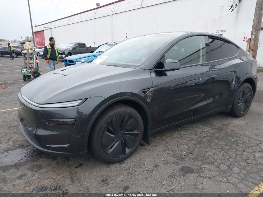 7SAYGDEE4TF359242 2026 TESLA MODEL Y photo no. 2