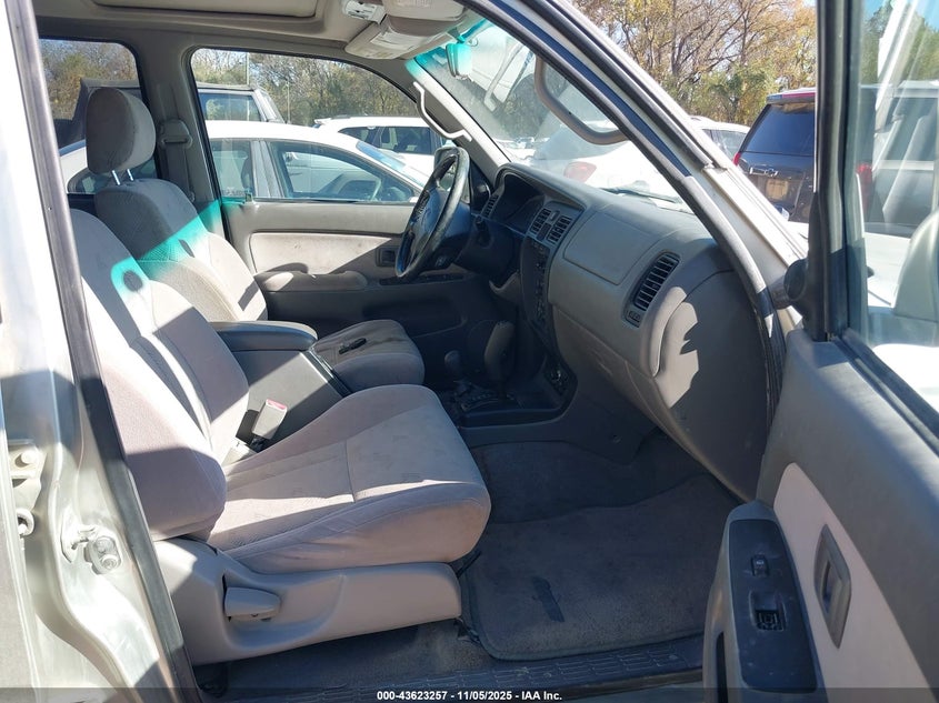JT3HN86R519051777 2001 TOYOTA 4RUNNER photo no. 5