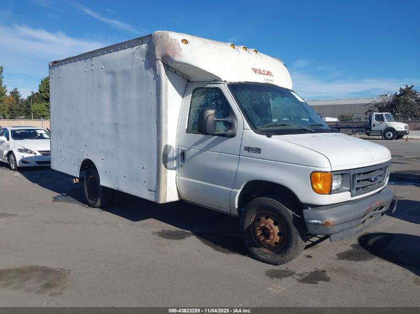 2005 FORD E-350 CUTAWAY White VIN: 1FDWE35LX5HB30064