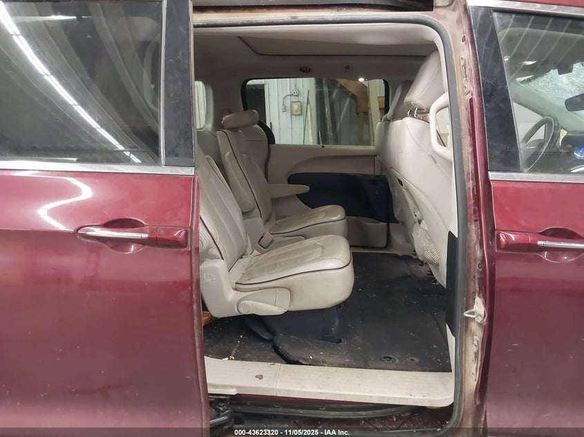 2020 CHRYSLER PACIFICA LIMITED - 2C4RC1GG6LR268858