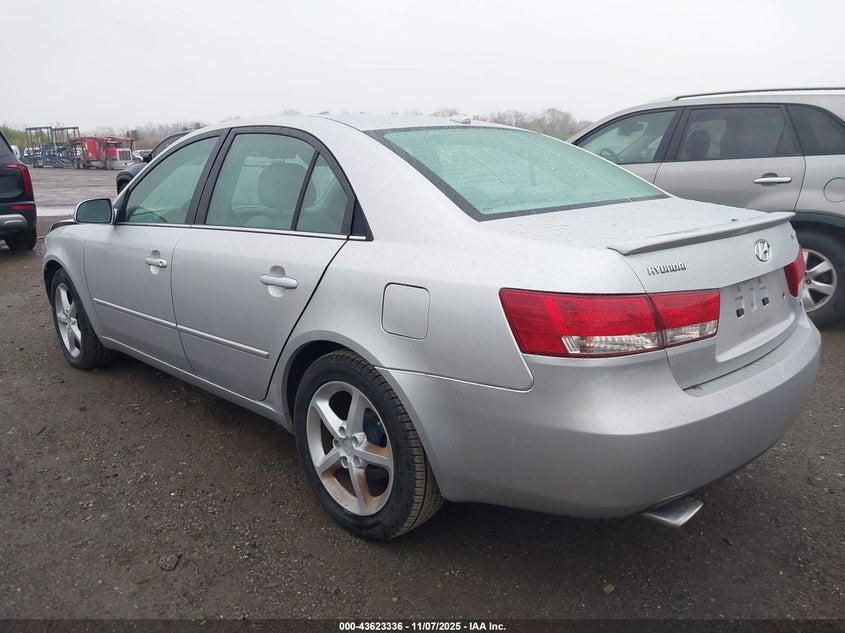 5NPEU46F28H371303 2008 HYUNDAI SONATA photo no. 3