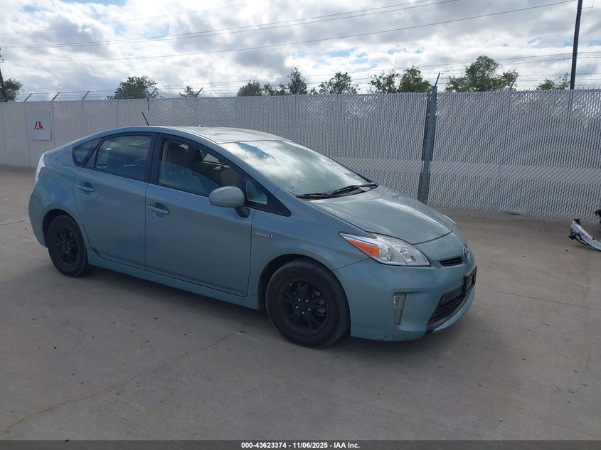 TOYOTA PRIUS FOUR